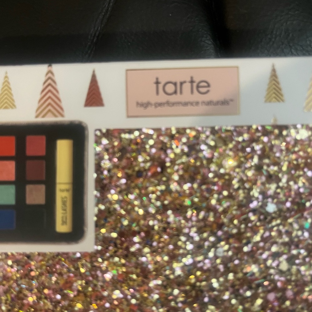 Tarte Sweet Eye Candy Eyeshadow Palette  with mascara 20 eyeshadows New in box - Picture 3 of 5
